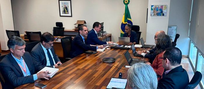 CNseg apresenta projetos do setor segurador para mitigação de riscos climáticos à ministra Marina Silva