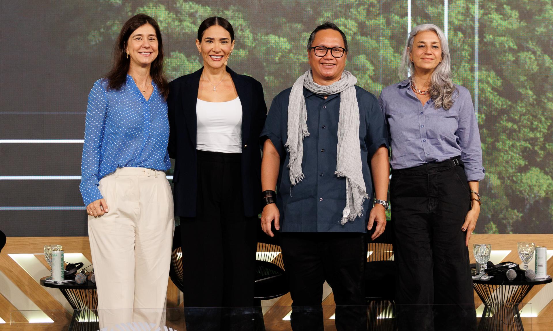 Da esq. para a dir: Claudia Trindade Prates, Bruna Araújo, Butch Bacani e Patrícia Coimbra